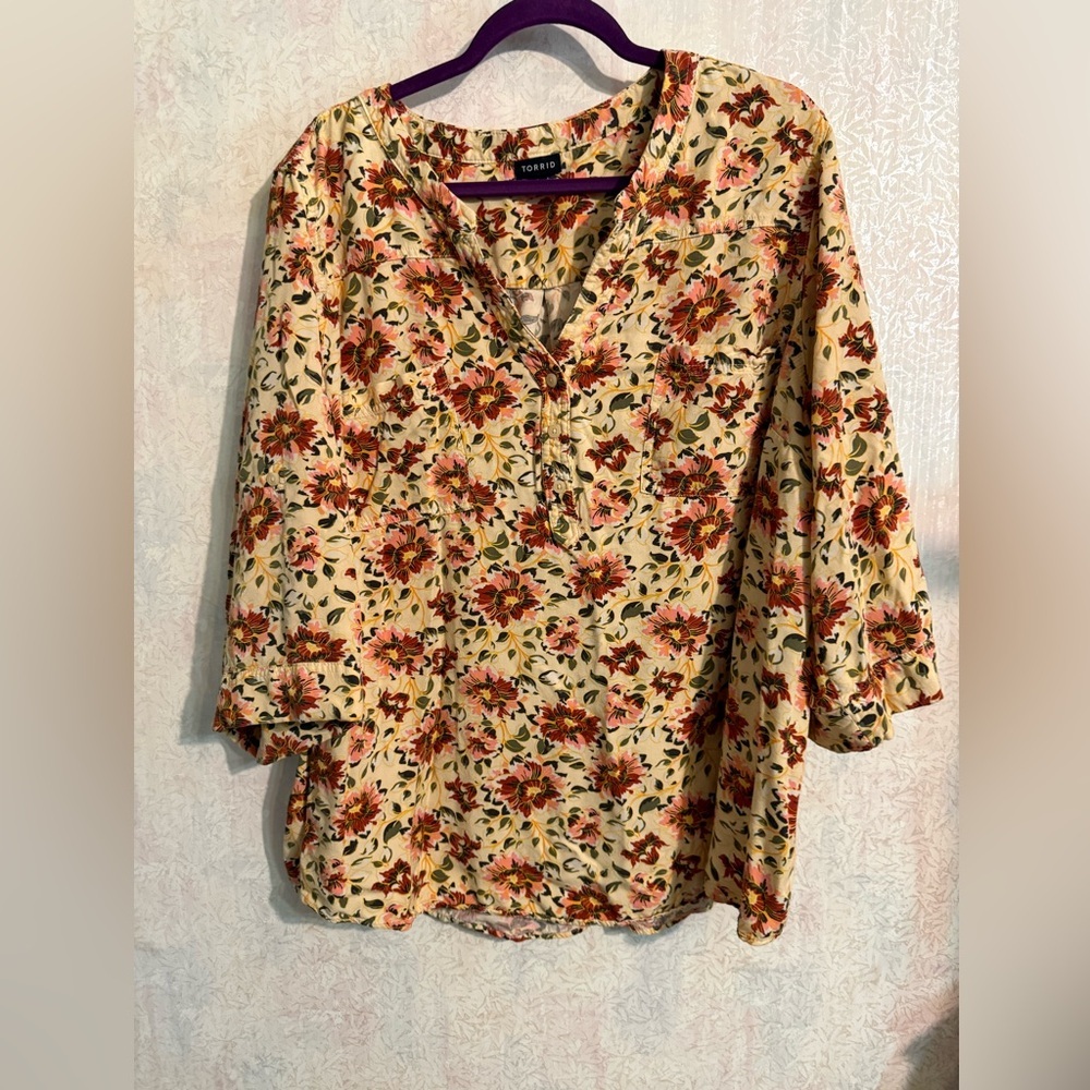 Torrid Harper Rayon Twill Pullover 3/4 Sleeve Blouse Women’s Size 5 Floral